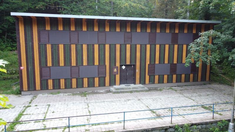 Čelní pohled na klubovnu
